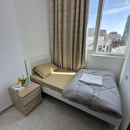 Corniche Street - Stunning Room Abu Dhabi Esterno foto