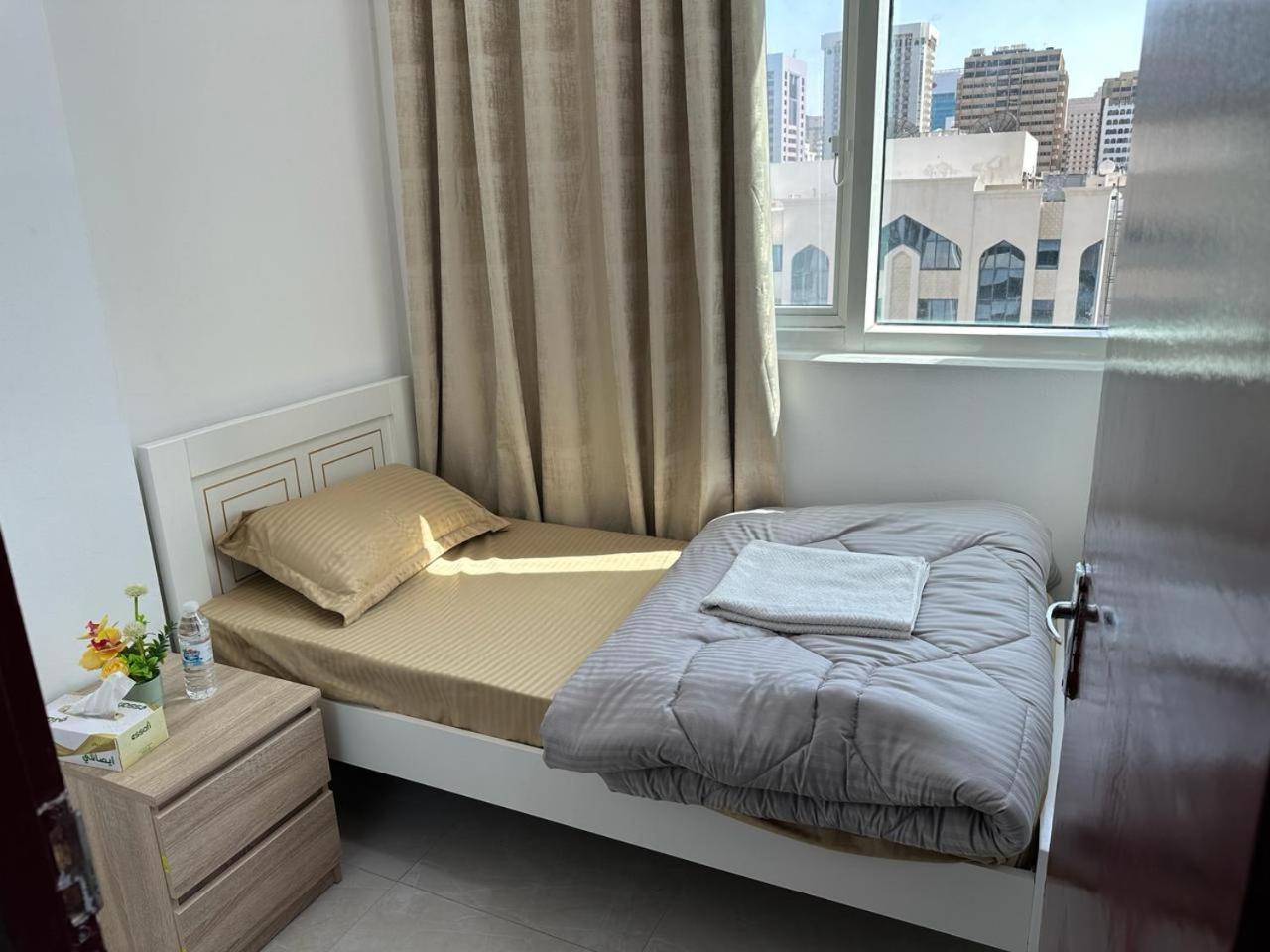 Corniche Street - Stunning Room Abu Dhabi Esterno foto