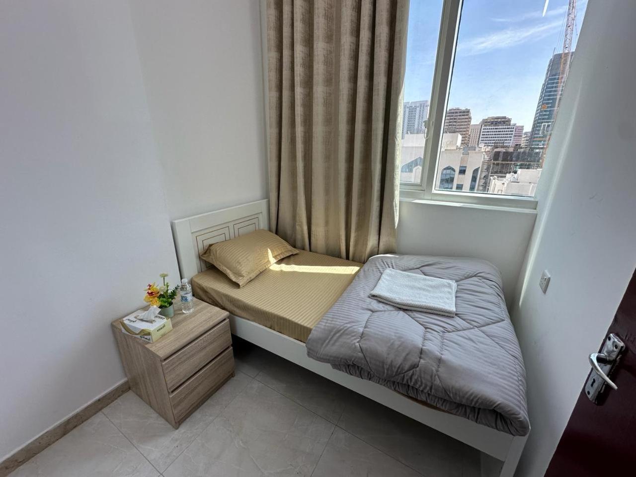 Corniche Street - Stunning Room Abu Dhabi Esterno foto